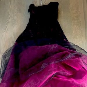 Strapless lace dress black/pink size 4